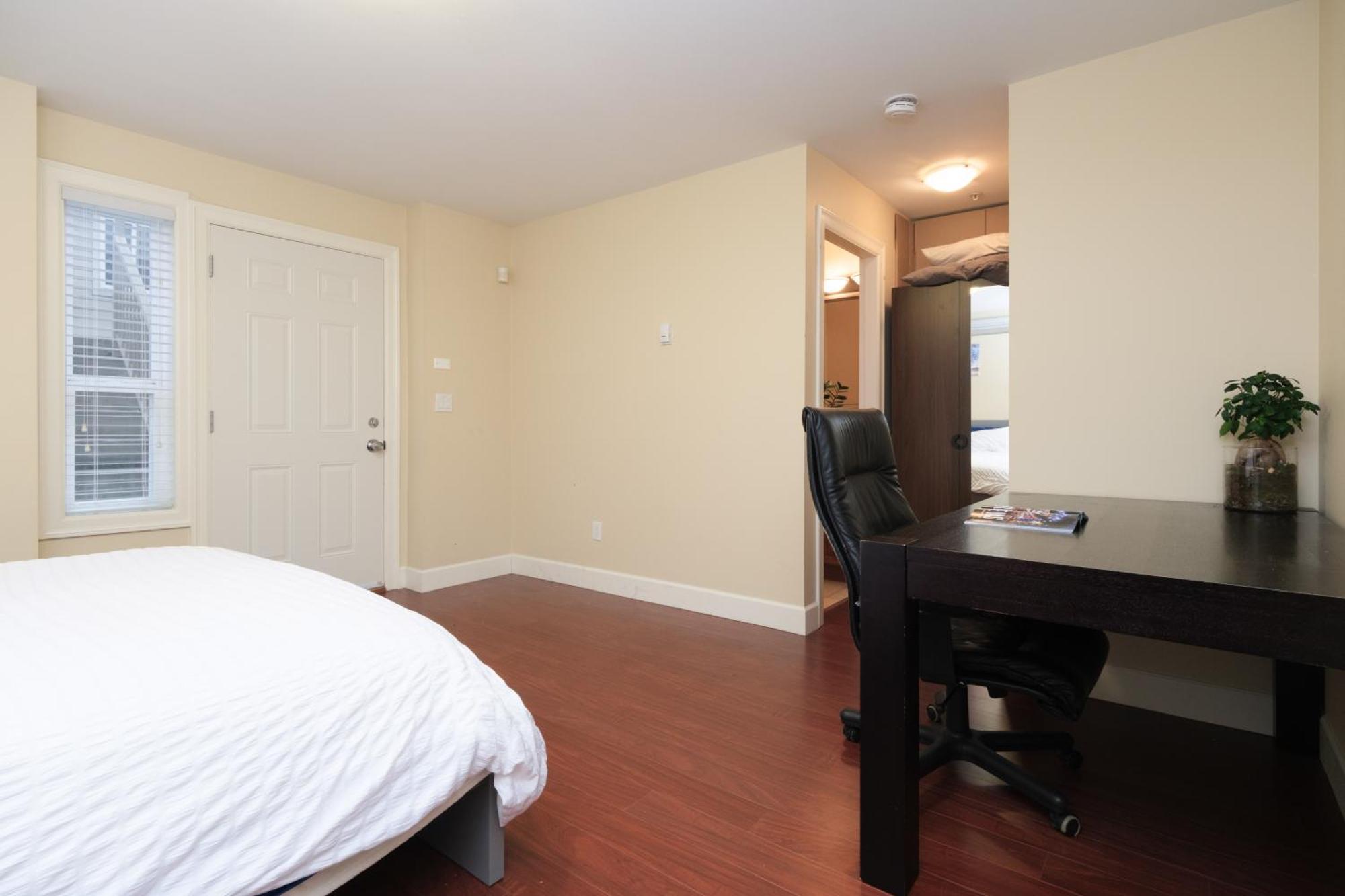 Cambie & 61St Ave Homestay Vancouver Eksteriør billede